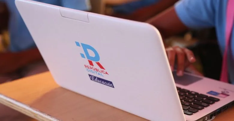 Formatear Computadora de República Digital