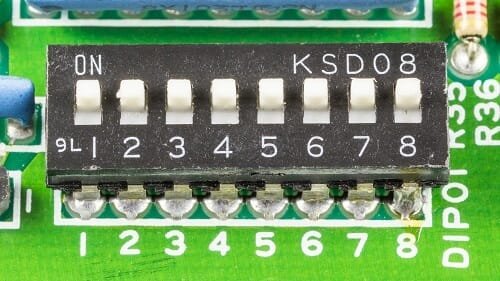 mi teclado escribe letras demas