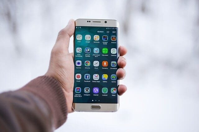 porque mi celular no se conecta a internet con datos móviles